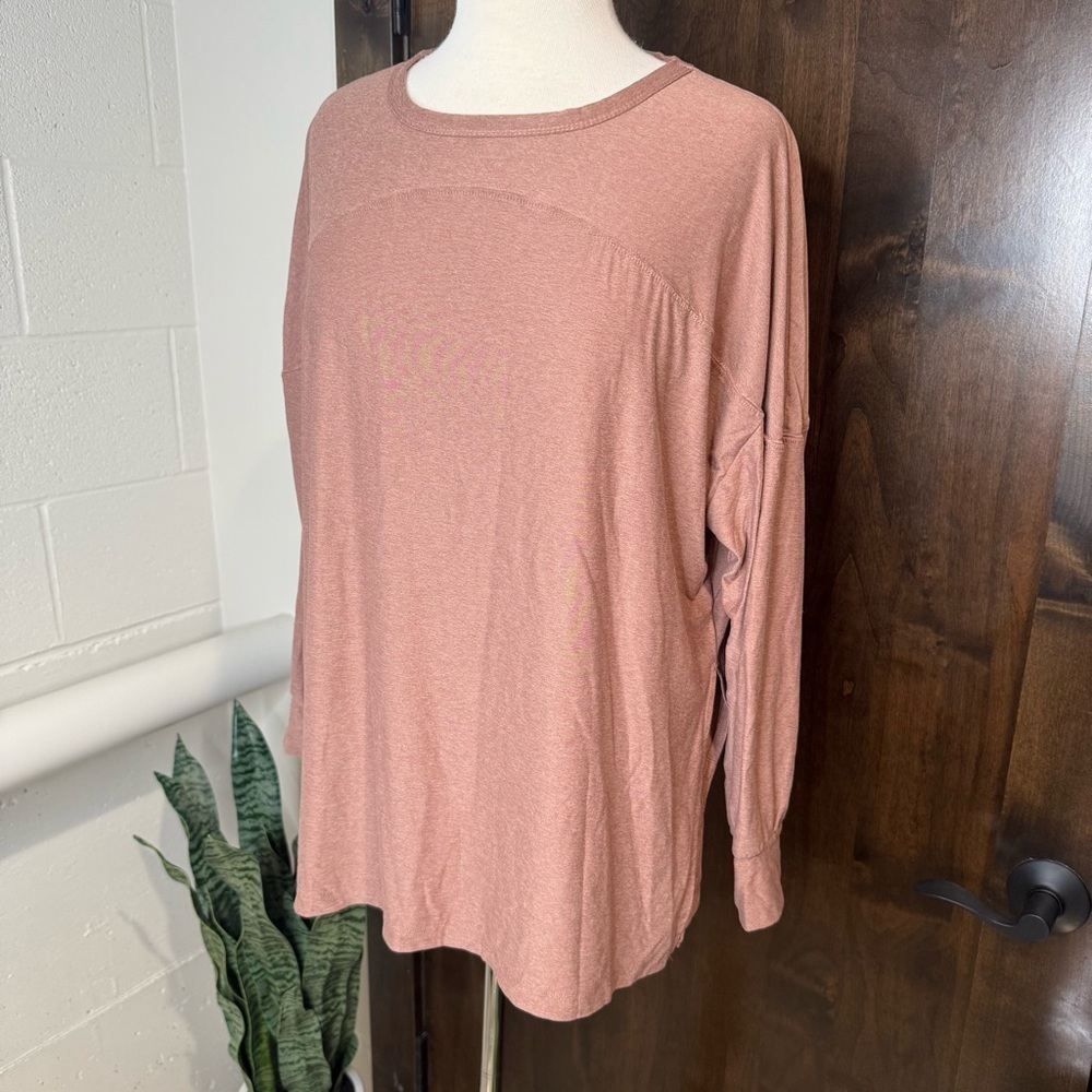 Old Navy Active cloud 94 Soft Oversized pink long sleeve women’s M